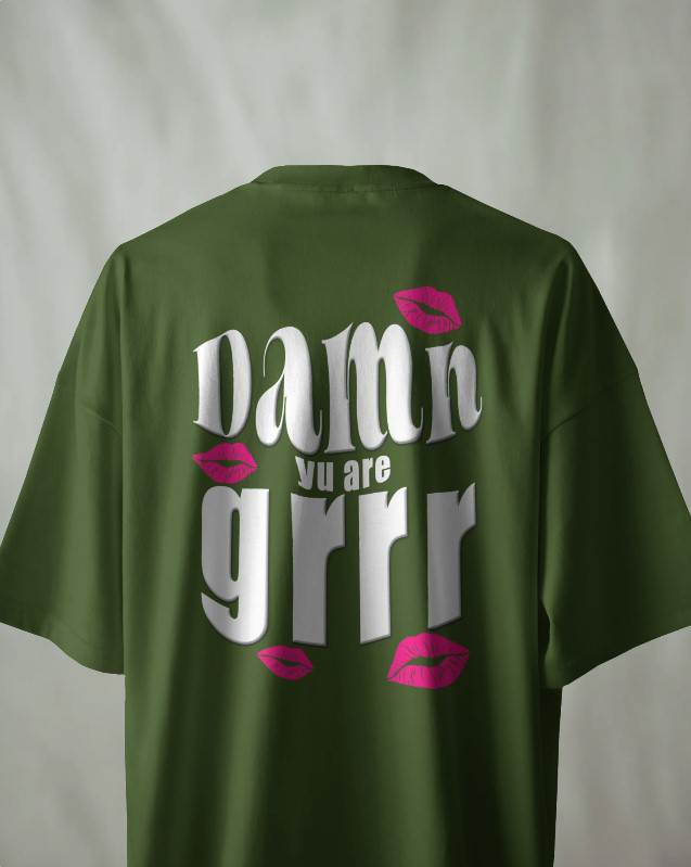 Damn yu are grrr! Lips Oversized Tee [UNISEX]